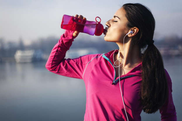 How Much Water Should Drink Daily to Maintain Proper Hydration Levels?